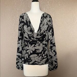 De Sentino Floral Black and White Top